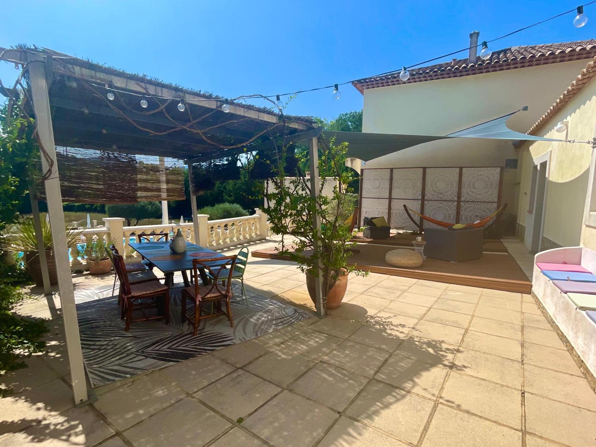 Les Terrasses De Valerian Villa Brignoles Exterior photo